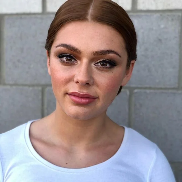 zweiter look von samstag im @maicamodehaus mit @alia.aksoy 
#braut #hochzeit #hochzeitsmesse #makeup #bridalmakeup #updo #hochsteckfrisur #brautmakeup #brautfrisur #model #chignon #sleek #classic #classicbridal