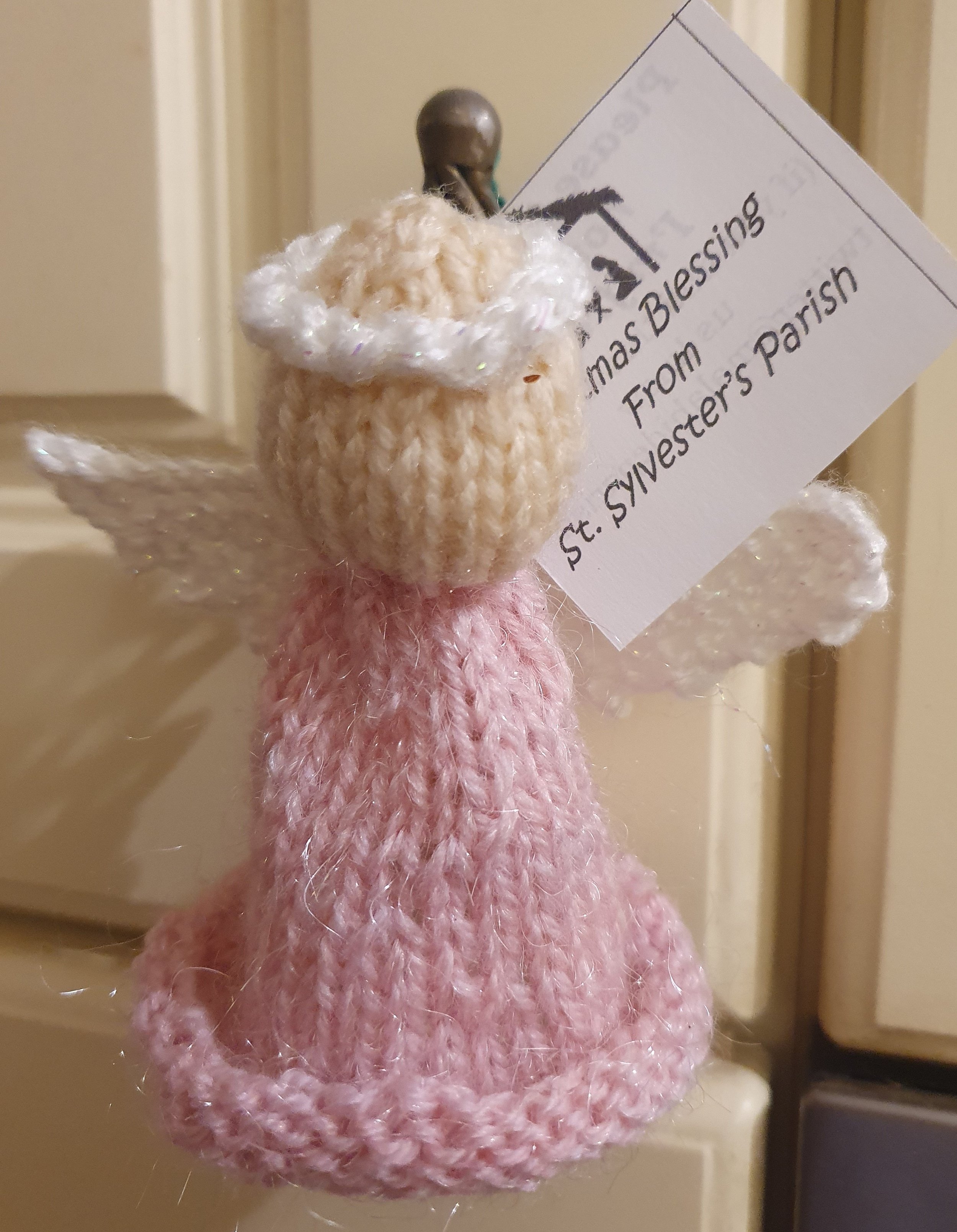 Knitted angels .jpg