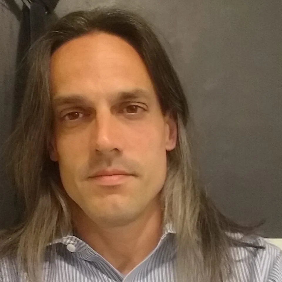 Jonathan Stevens.jpg