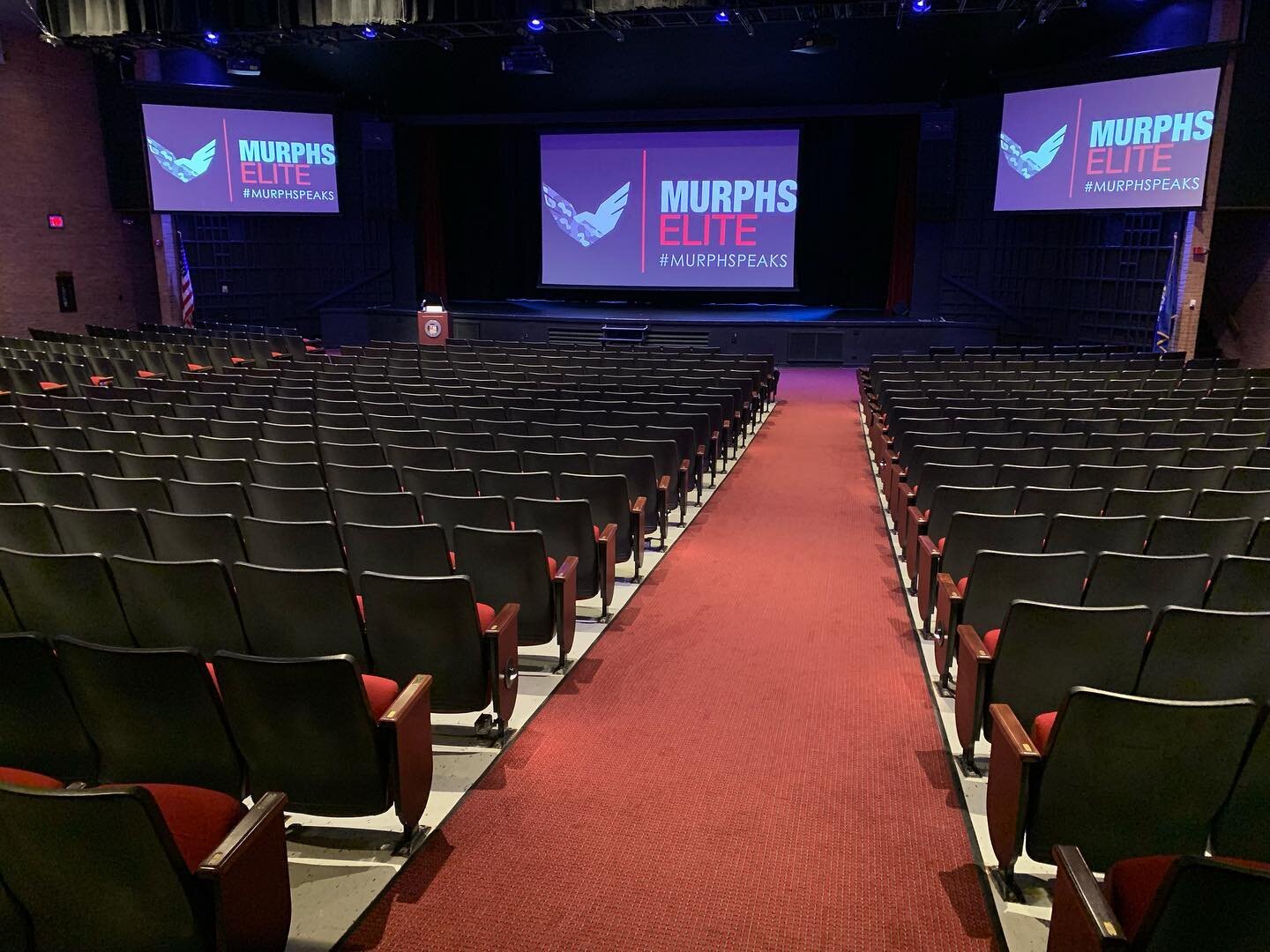 🔥#MurphMorning🔥
&bull;
&bull;
Unbelievably humbling..
Beyond grateful..
Living my purpose..

#murphselite #modifyyourmindset #murphspeaks #discipline #humility #gratitude