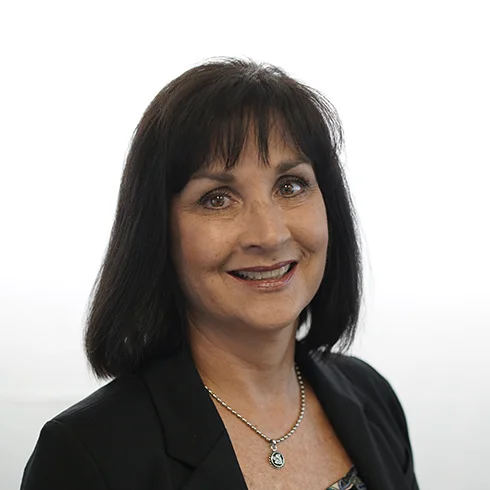   stephanie" Stephanie Anderson Assistant Account Manager  