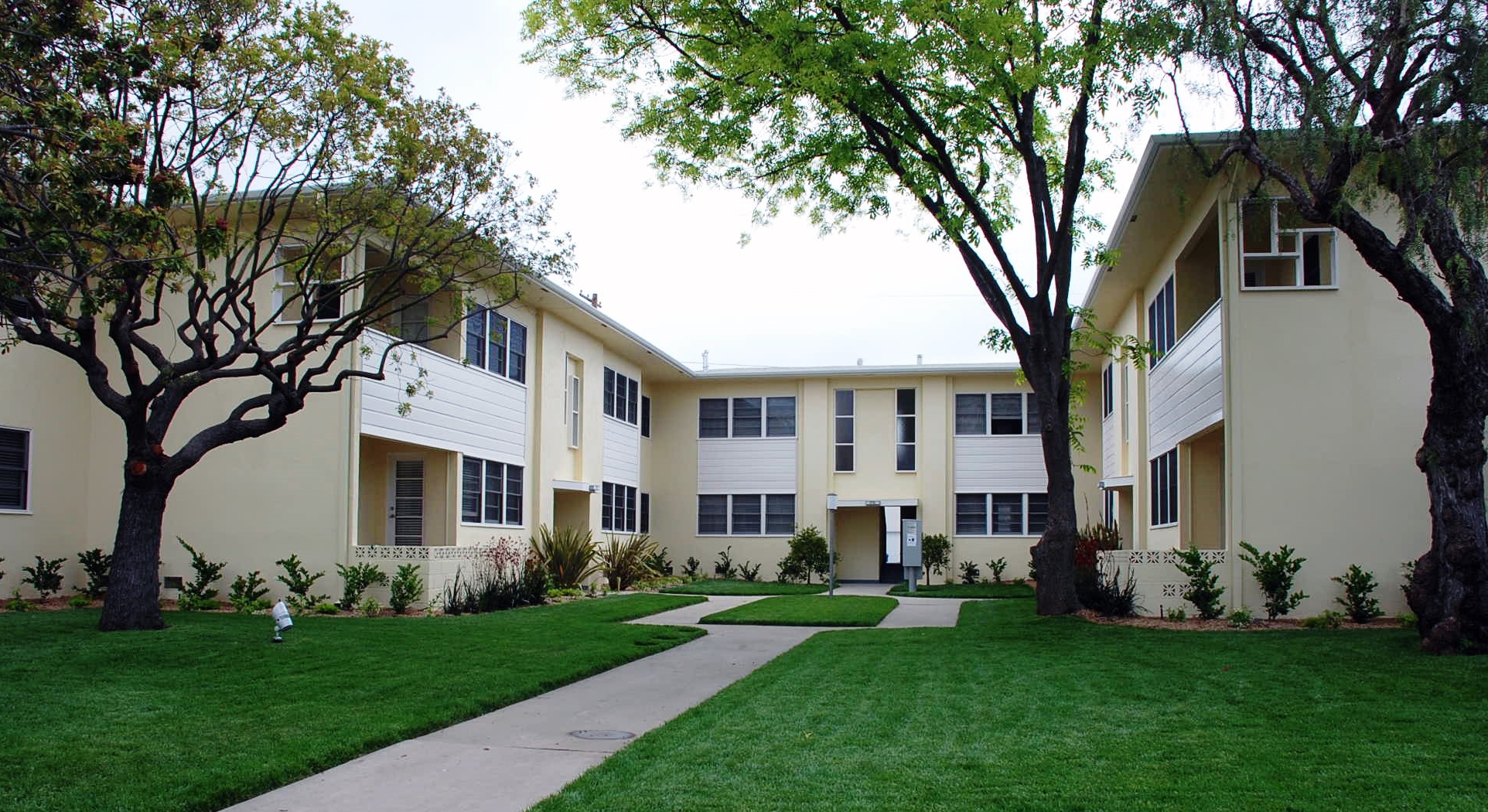 Lincoln Place Robby Aranguren HRG.jpeg