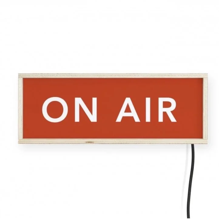 lightbox-on-air-40x15.jpg