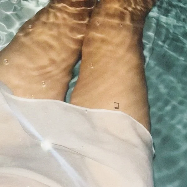 Flora Yin-Wong - Cold Reading