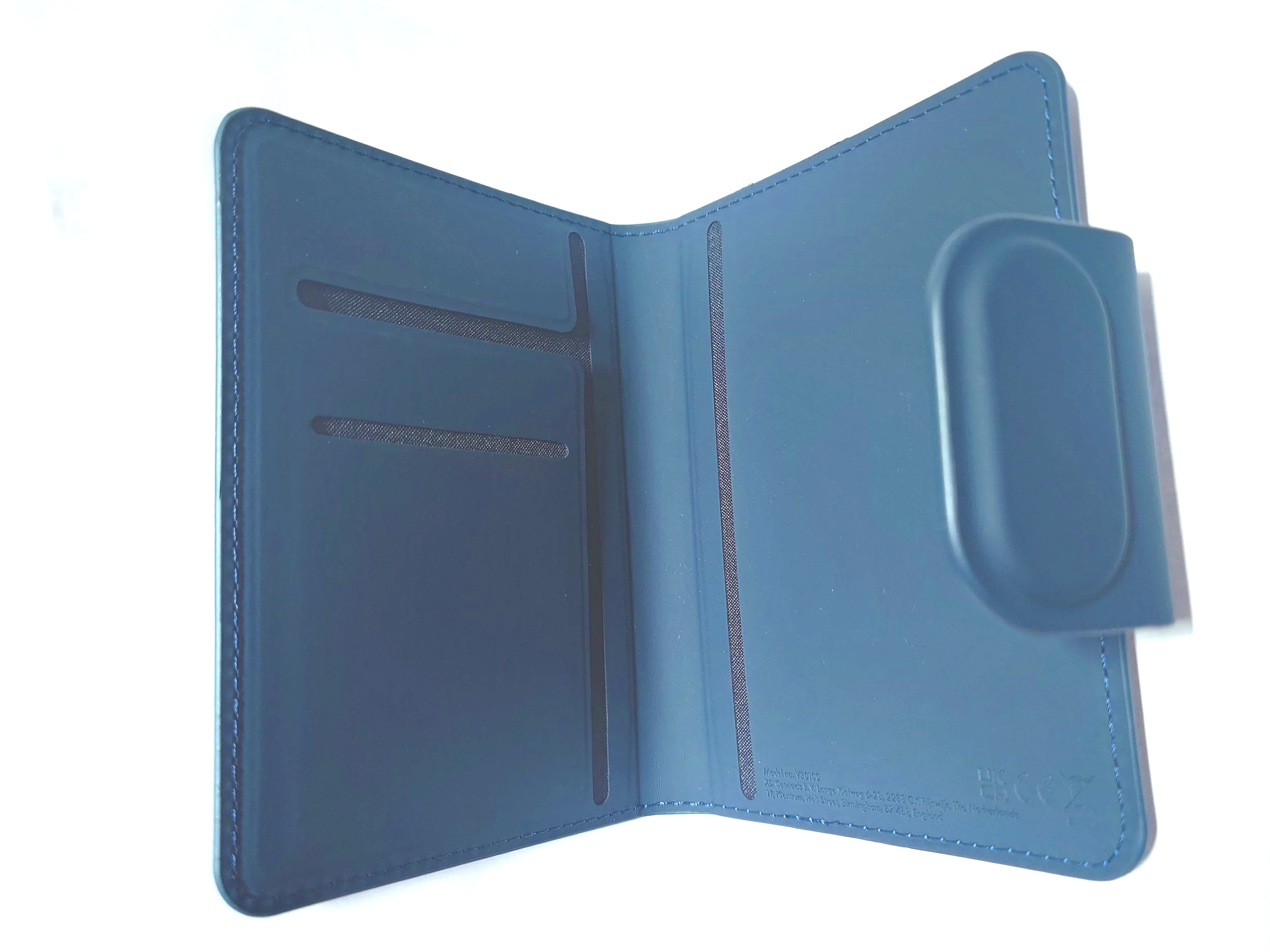 Passport+holder+open.png