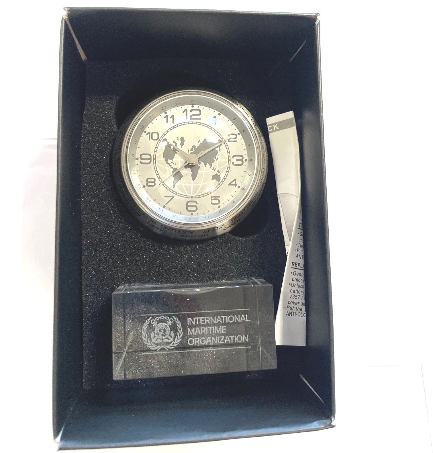 Globe clock
