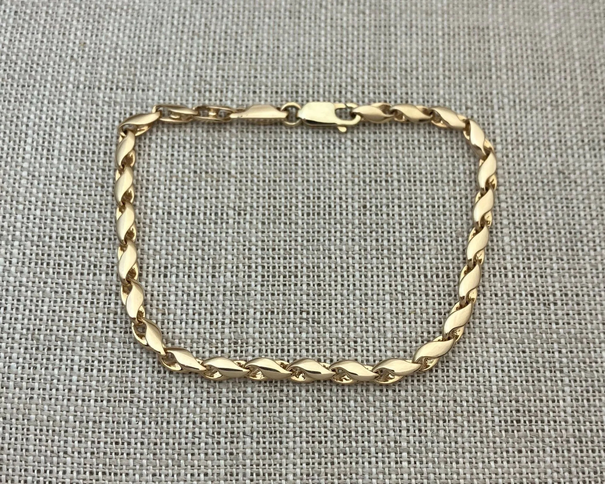 Small Solid Gold Link Bracelet