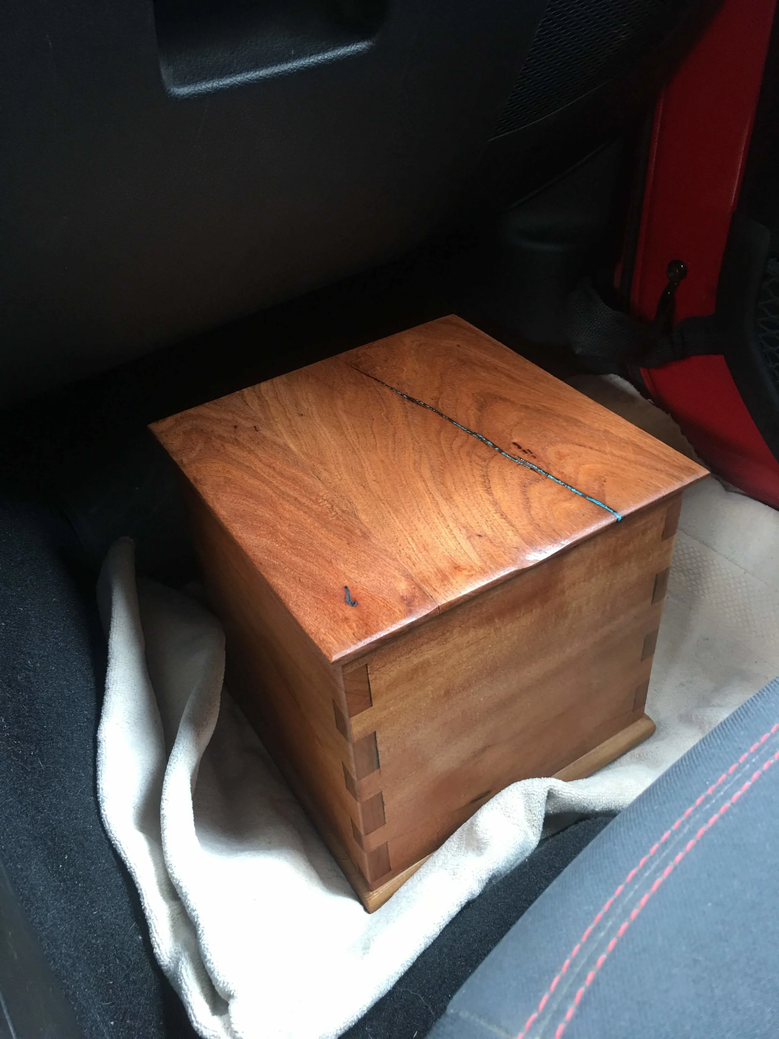 Small dovetail box