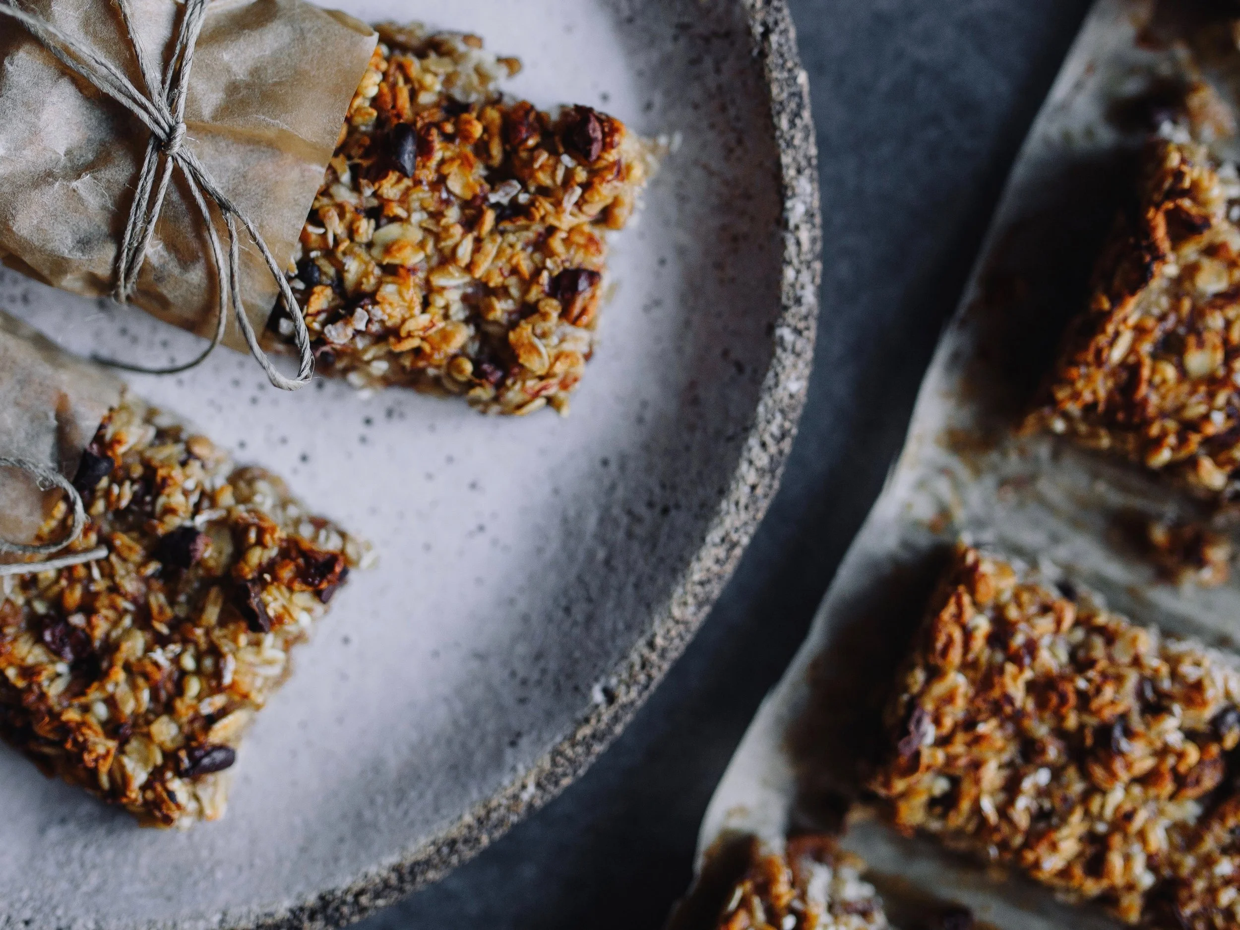 Apricot_Granola_Bars.jpg