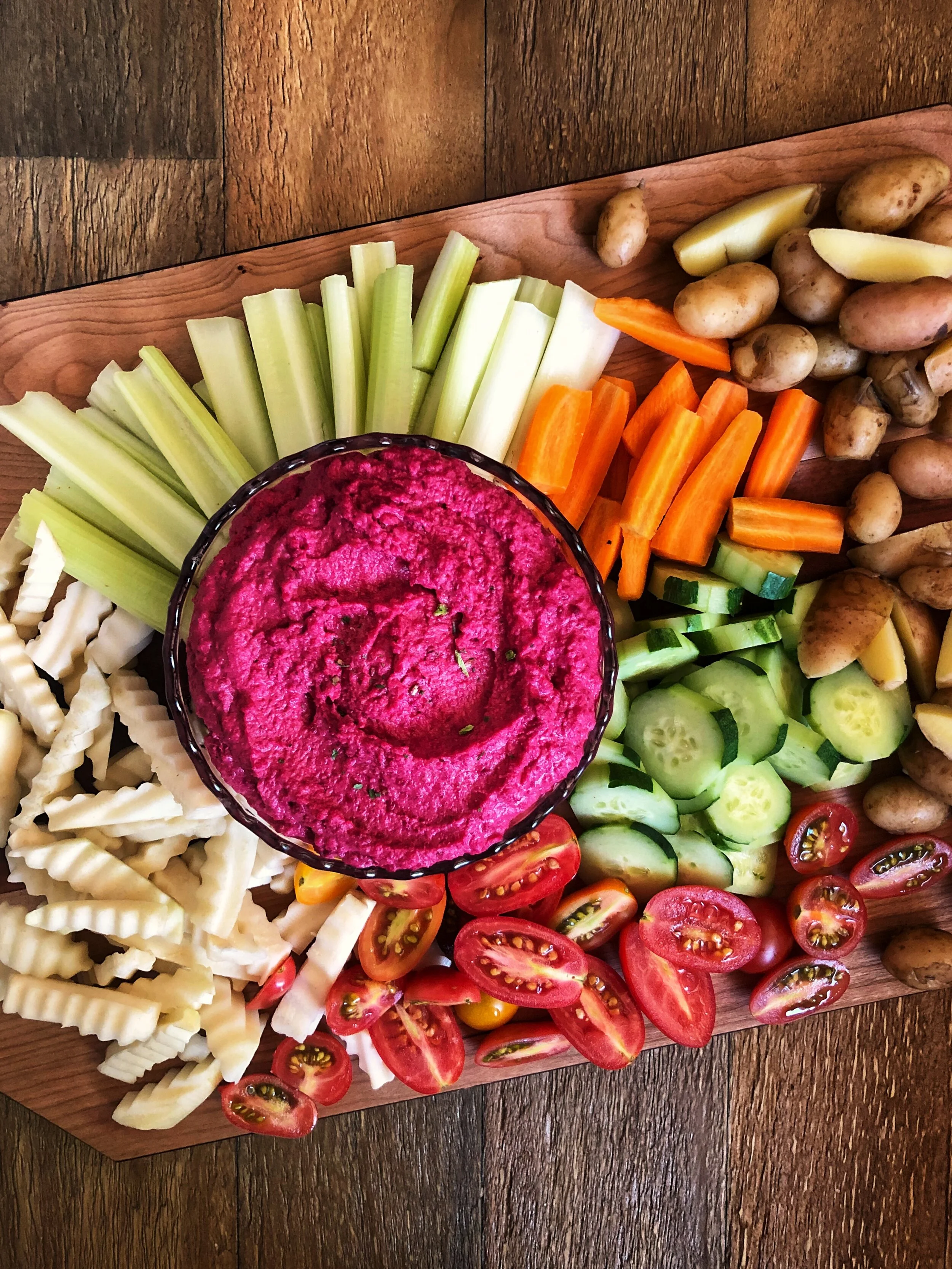 Garlicky Beet Hummus