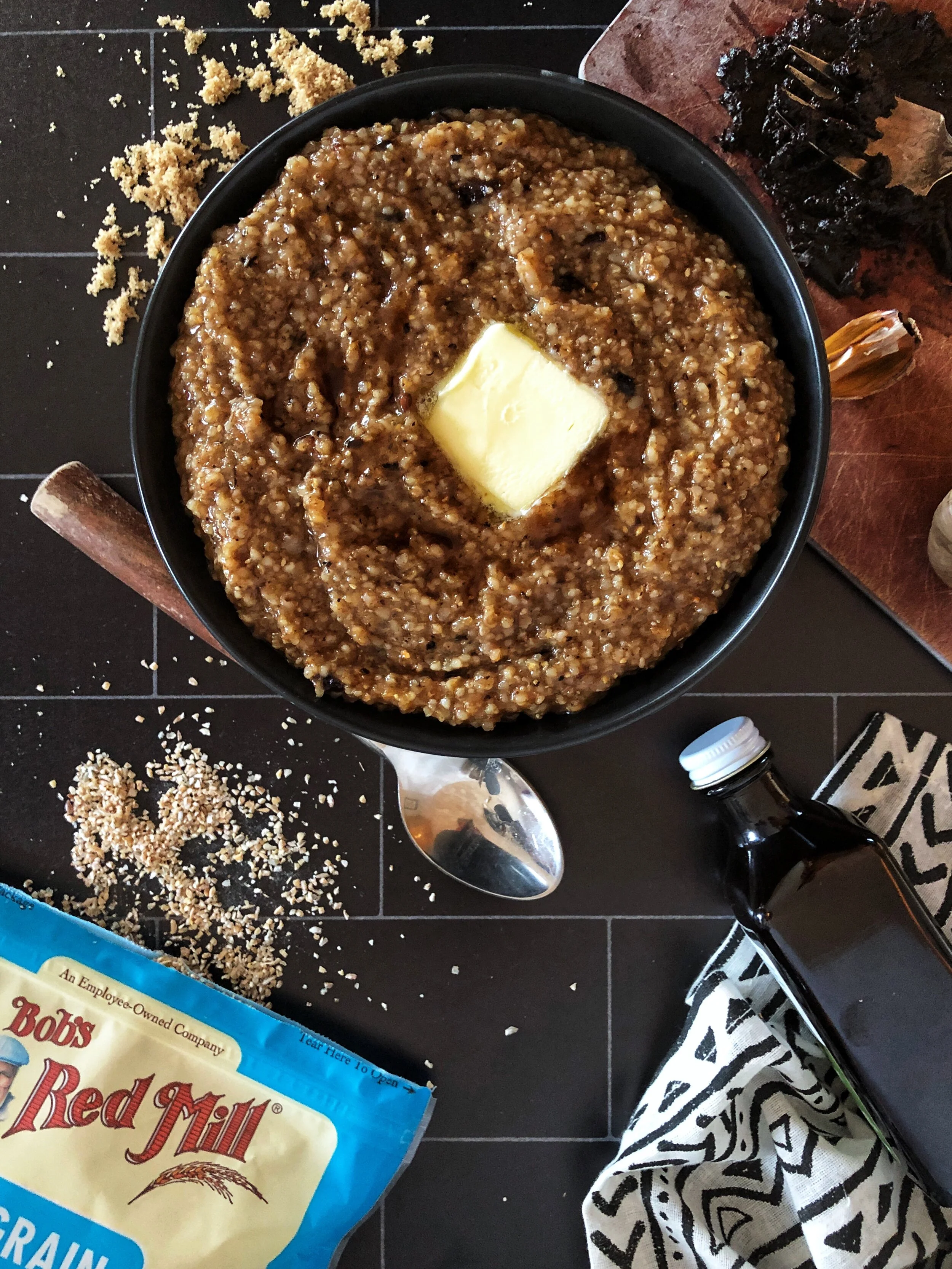 Maple &amp; Brown Sugar Porridge (with Black Garlic!)
