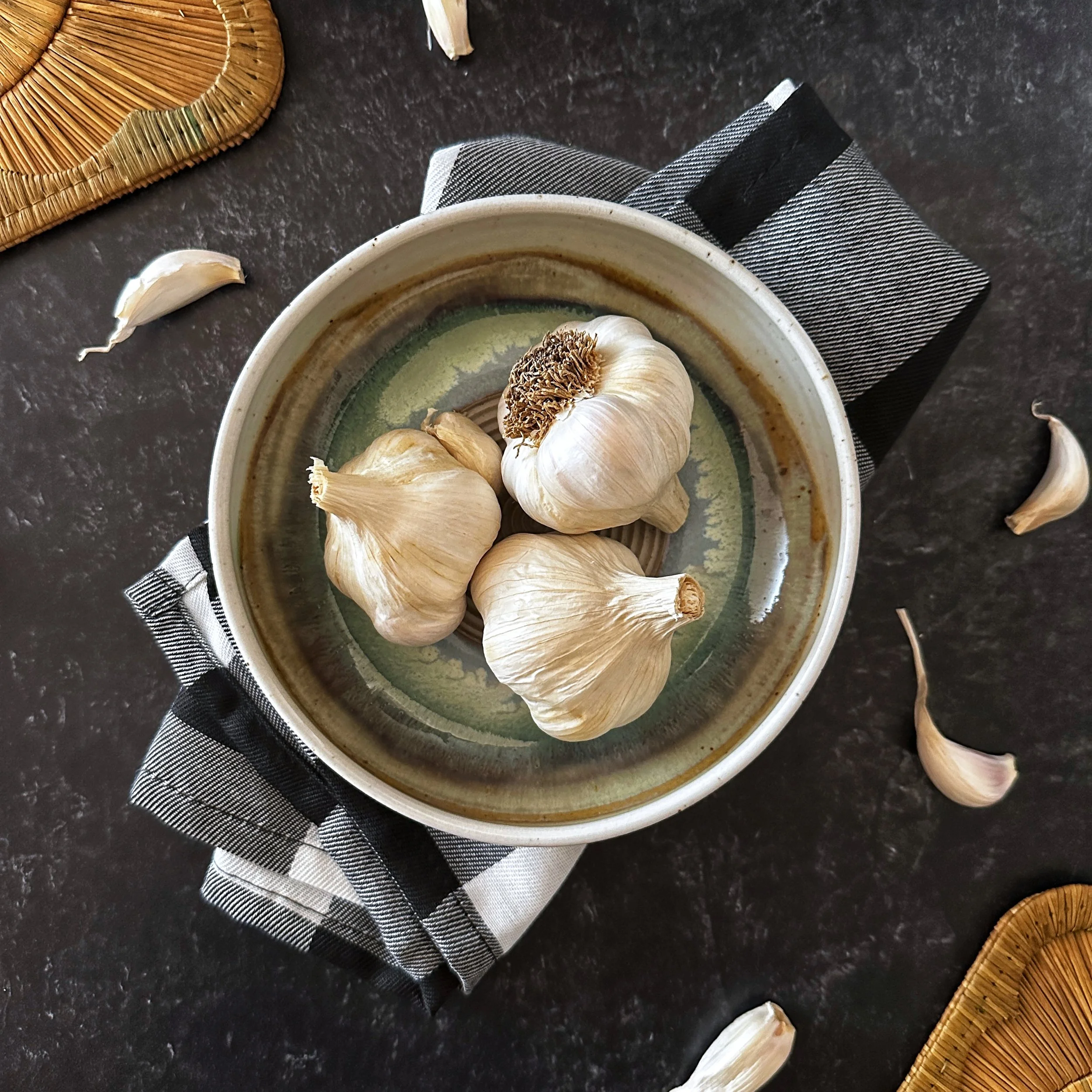Assorted Softneck Garlic 25.jpg