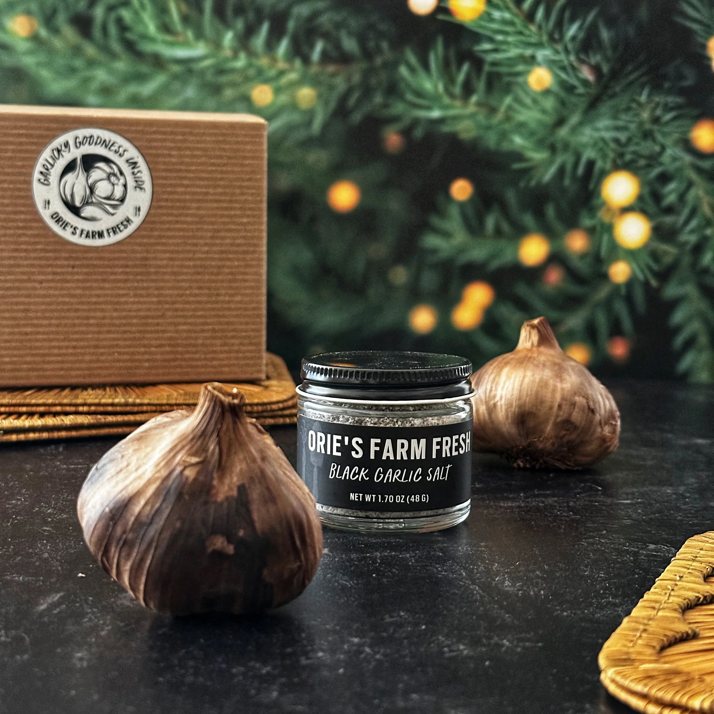 Black Garlic Lovers Gift Box 2.jpg