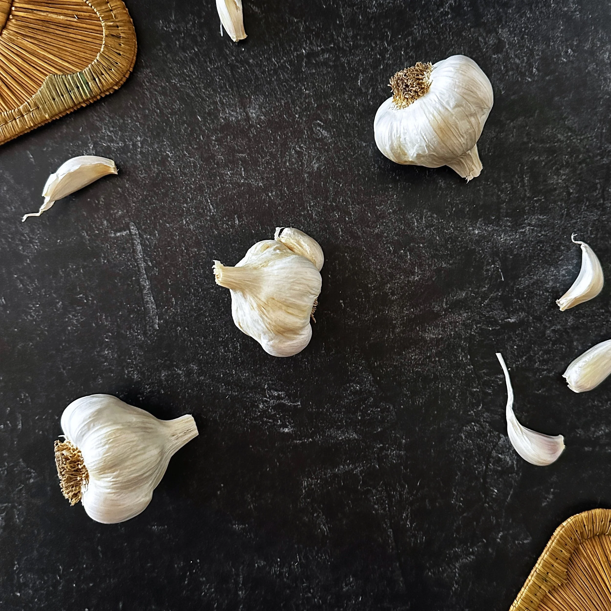 Assorted Softneck Garlic 25 2.jpg