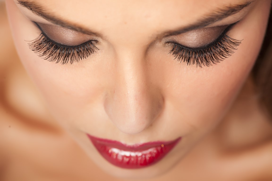 eyelash-extension-Medium-1.jpg