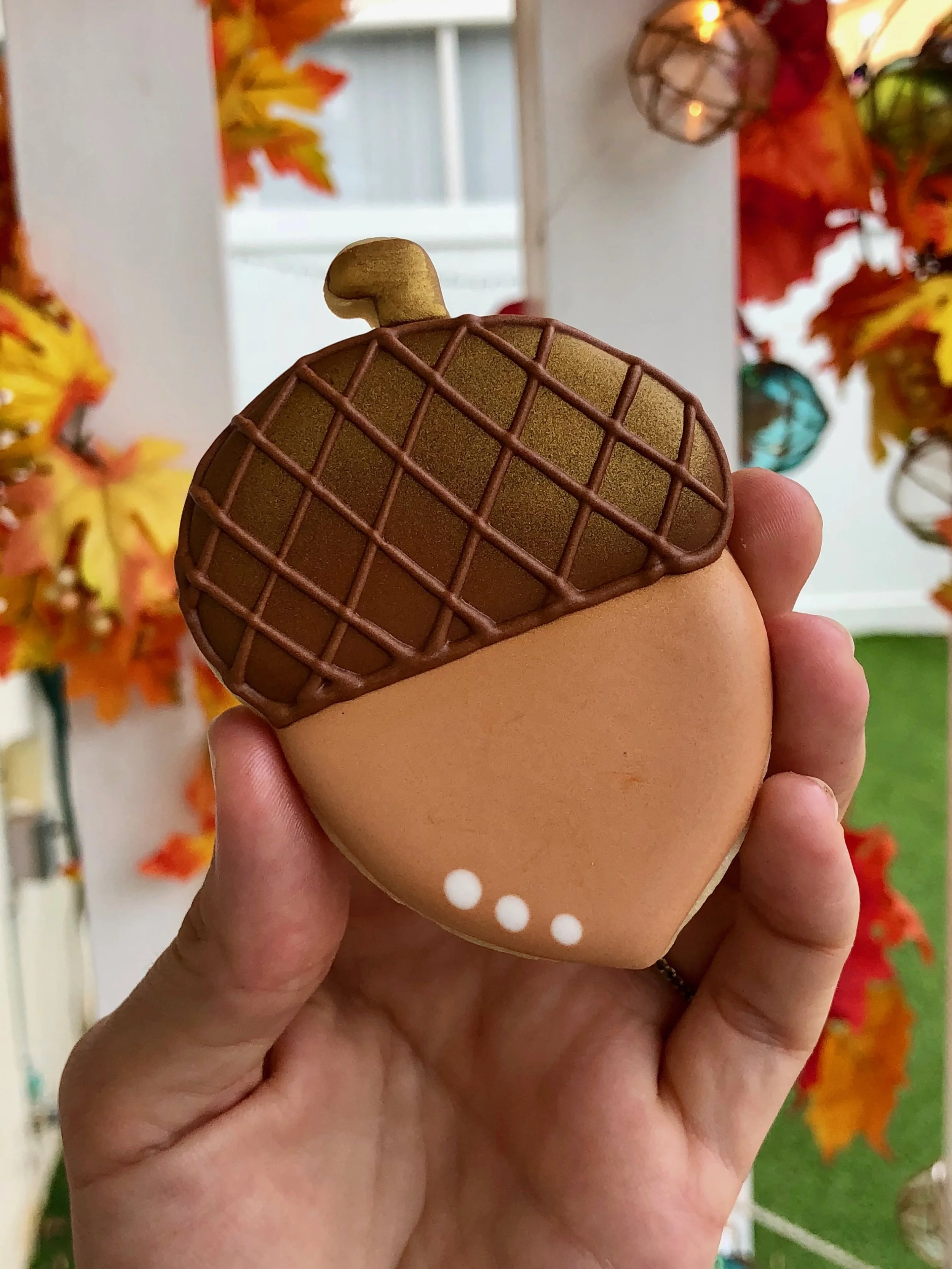DoneToATee Acorn Thanksgiving Cookie.jpeg