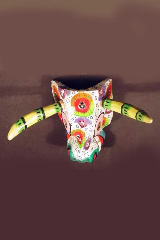 Mini toro mask, view 4