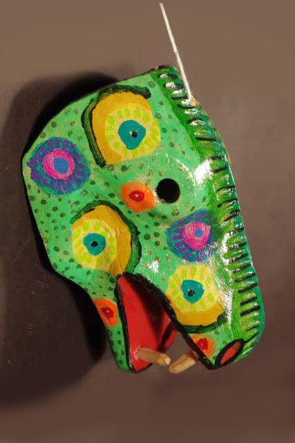 Mini lizard mask, view 1