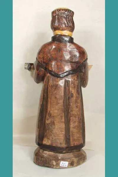 Santo by Arturo AjCanil, view 3