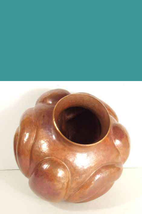 Copper hand-forged olla, view 4