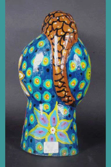 Painted wooden skull with frog - View 4