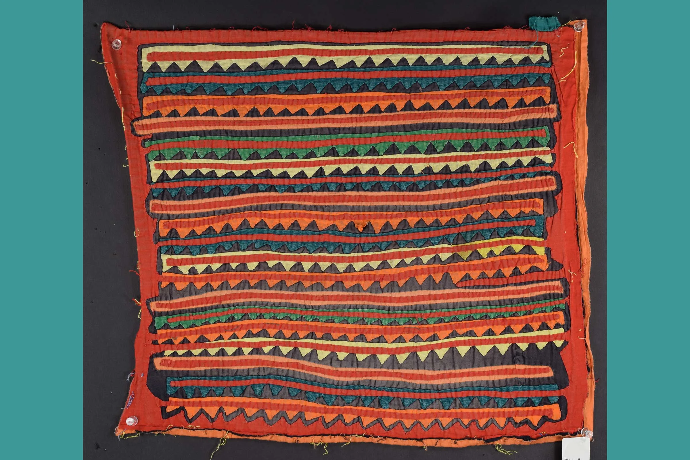 lines mola, view 1