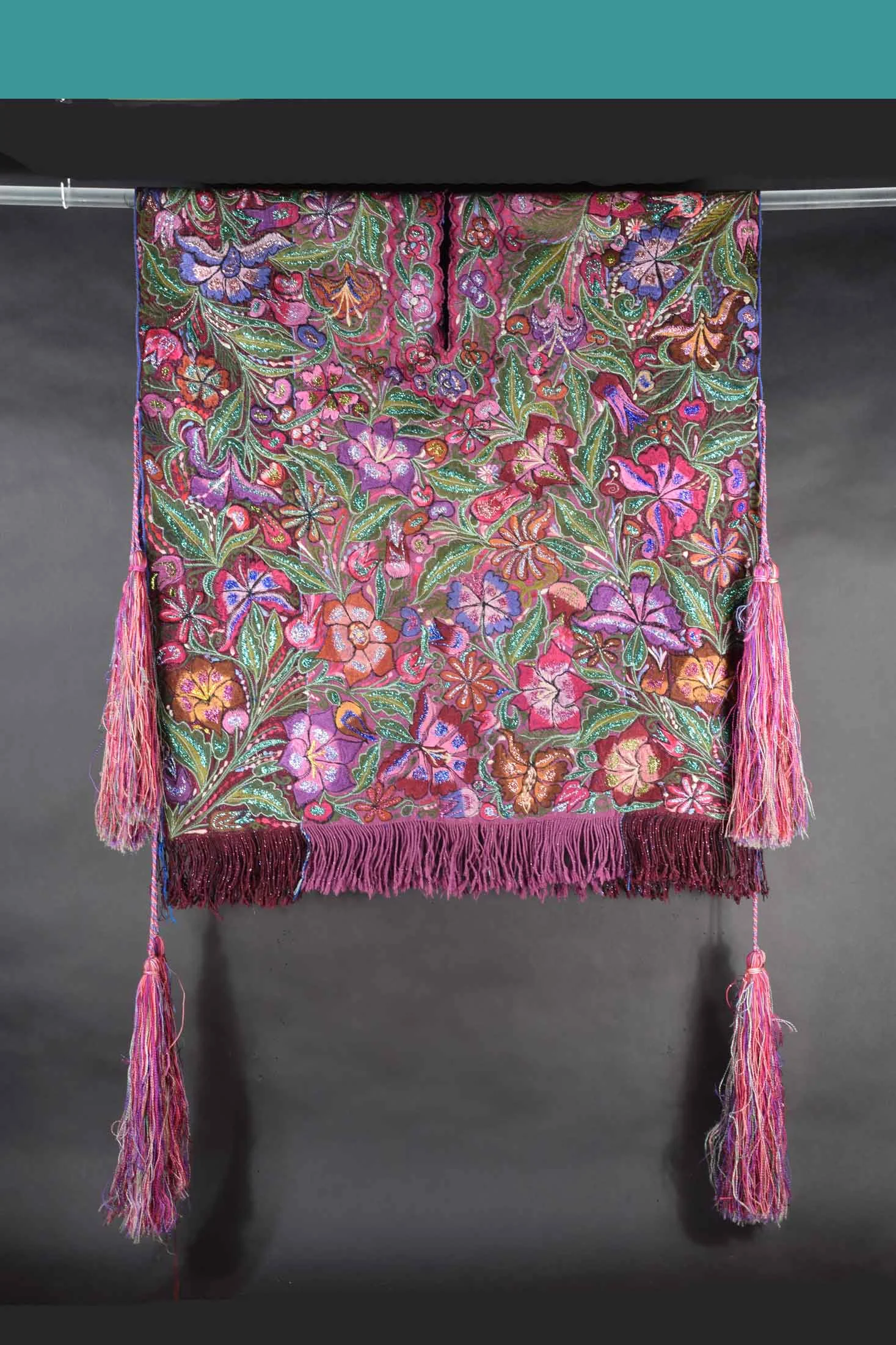 Chiapas poncho 3, view 1