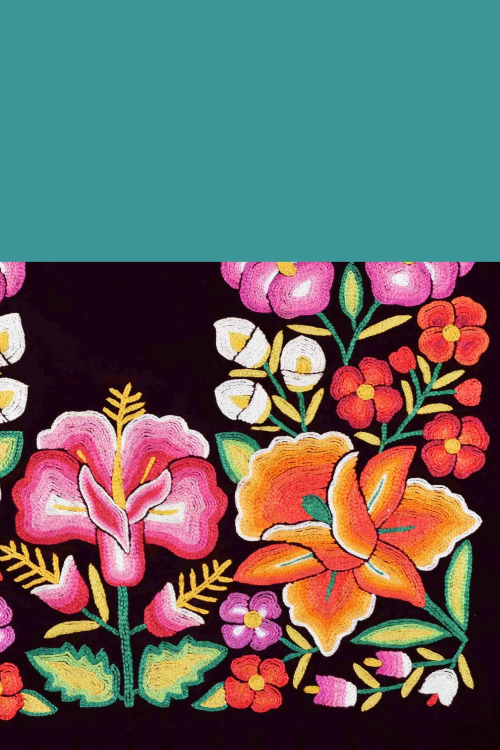 Tehuantepec Embroidered Huipile Pink Flower In Center Las Manos Magicas Folk Art Masks Jewelry And Tribal Textiles