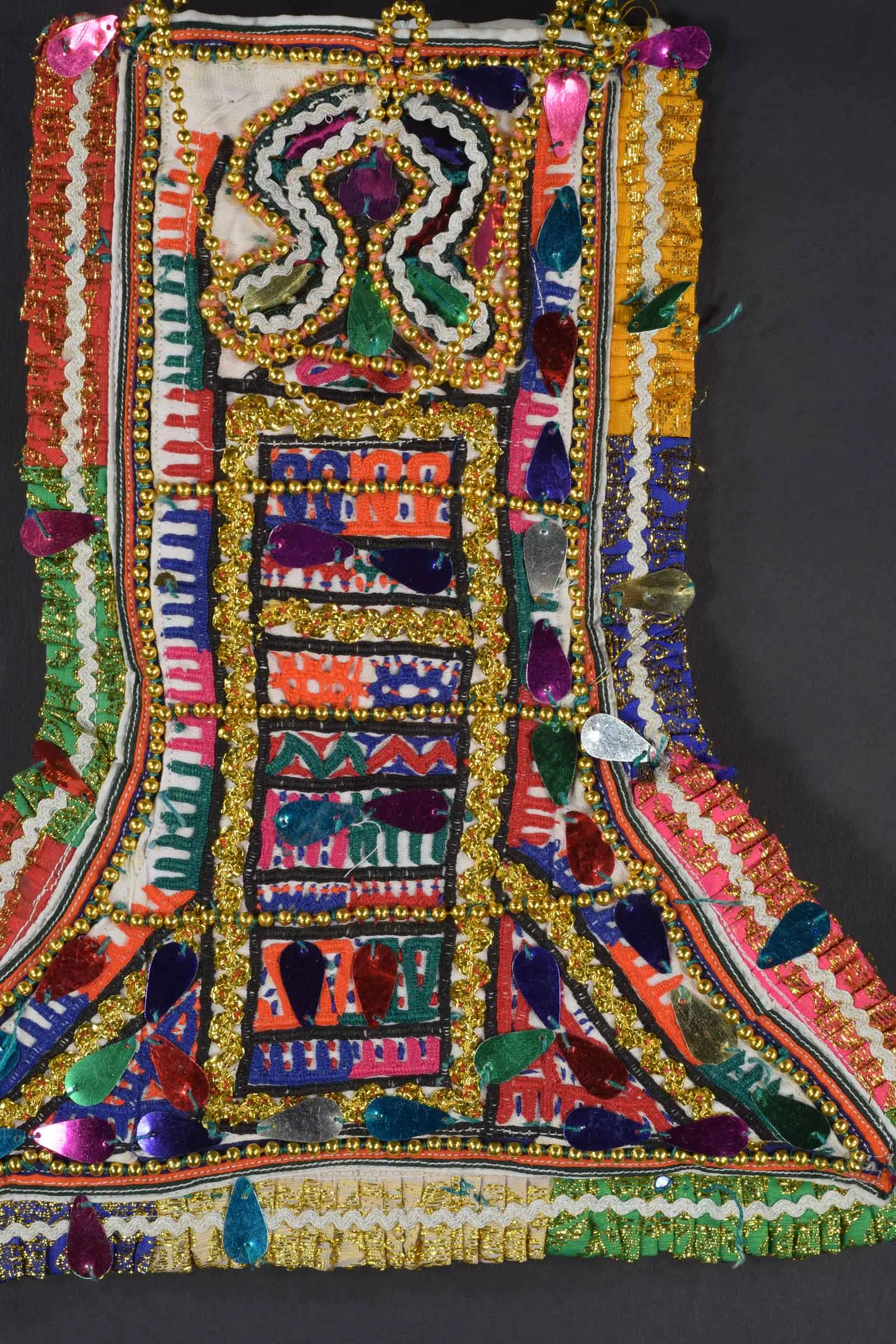 Beaded Indian bag, view 8