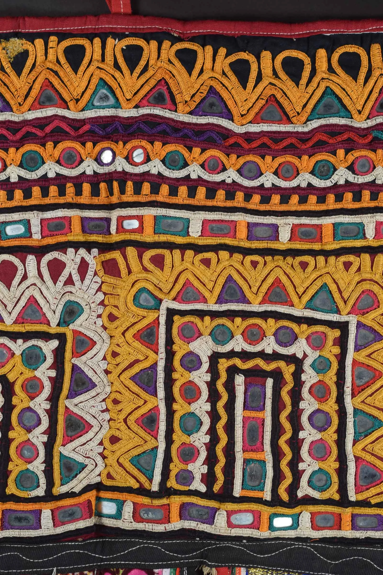 vintage toran 10, view 3