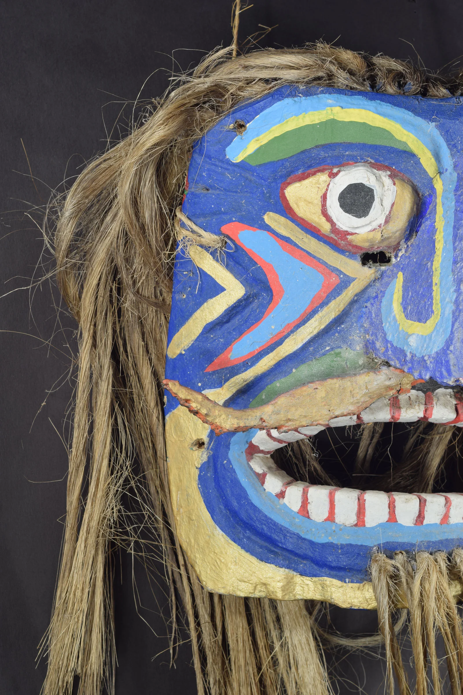 Carnaval mask by Vicente Hernandez, View 3