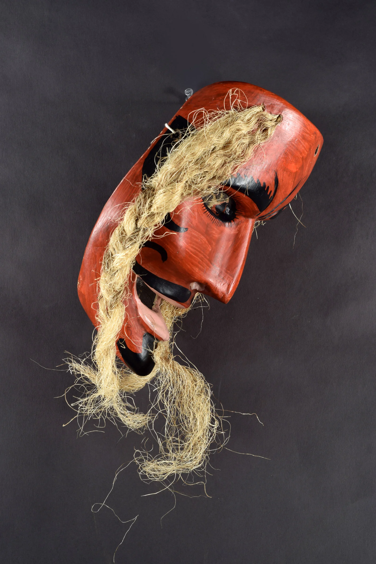 Red-faced Moor mask with long hair, View 3