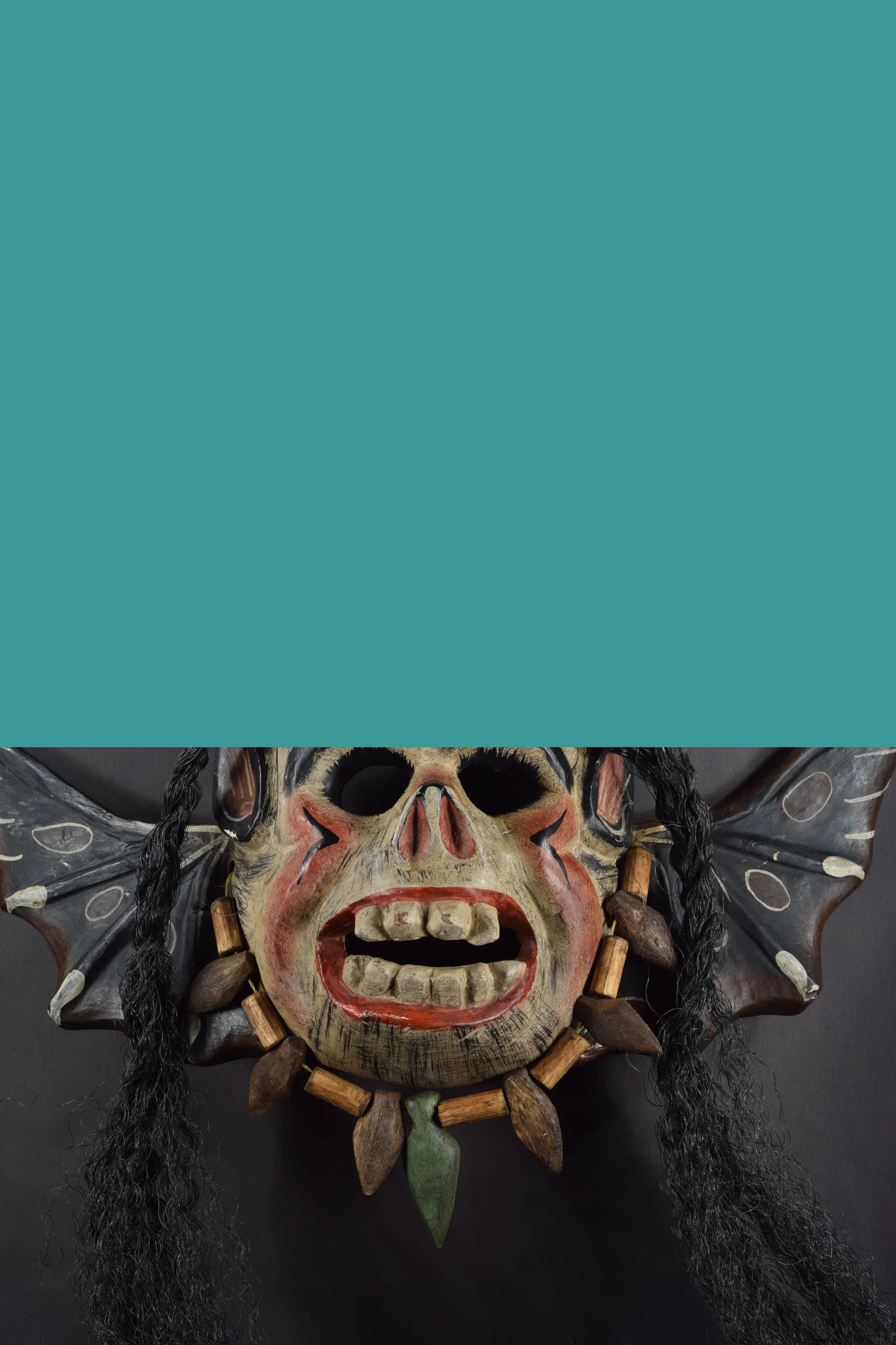 Skull mask with wings, Mexico, View 6