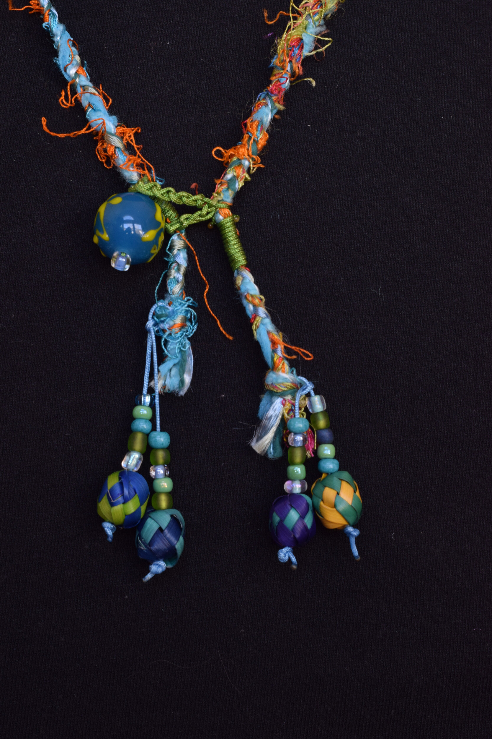 Blu&grn3hrtnecklaceclosureweb.jpg