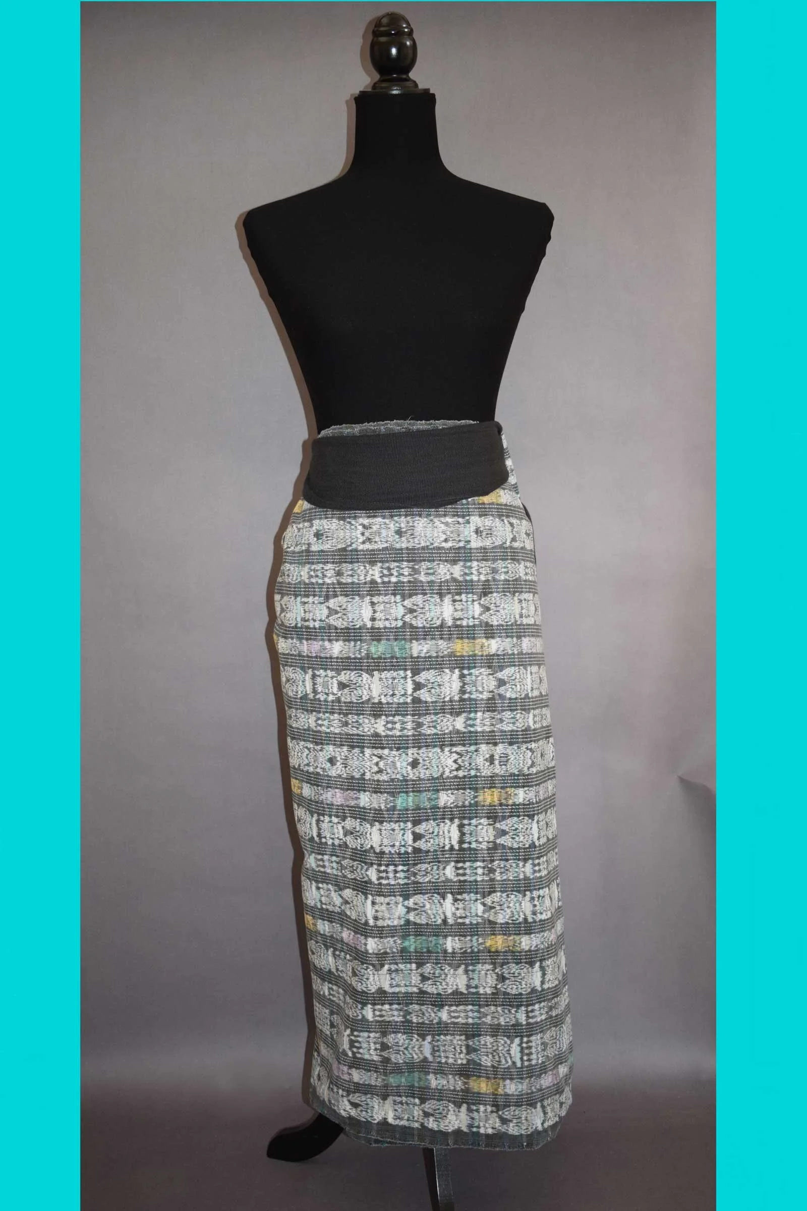 Double ikat corte with pastels