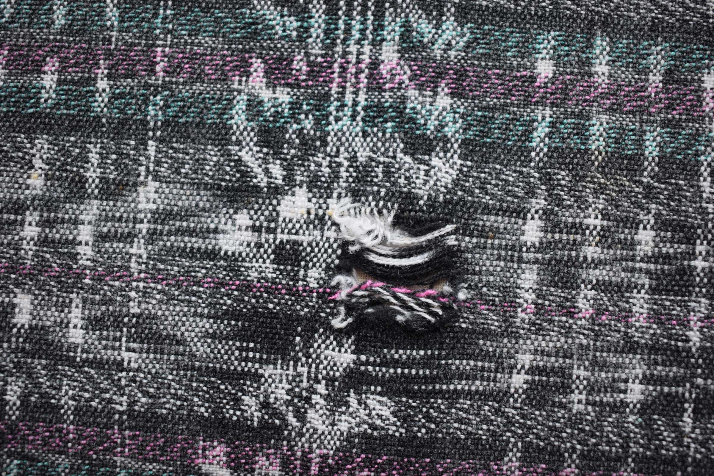 06BBS01ftearweb.jpg