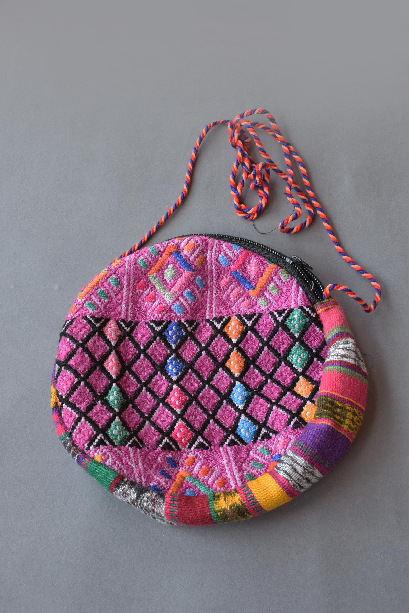 round-purse-2sm.jpg