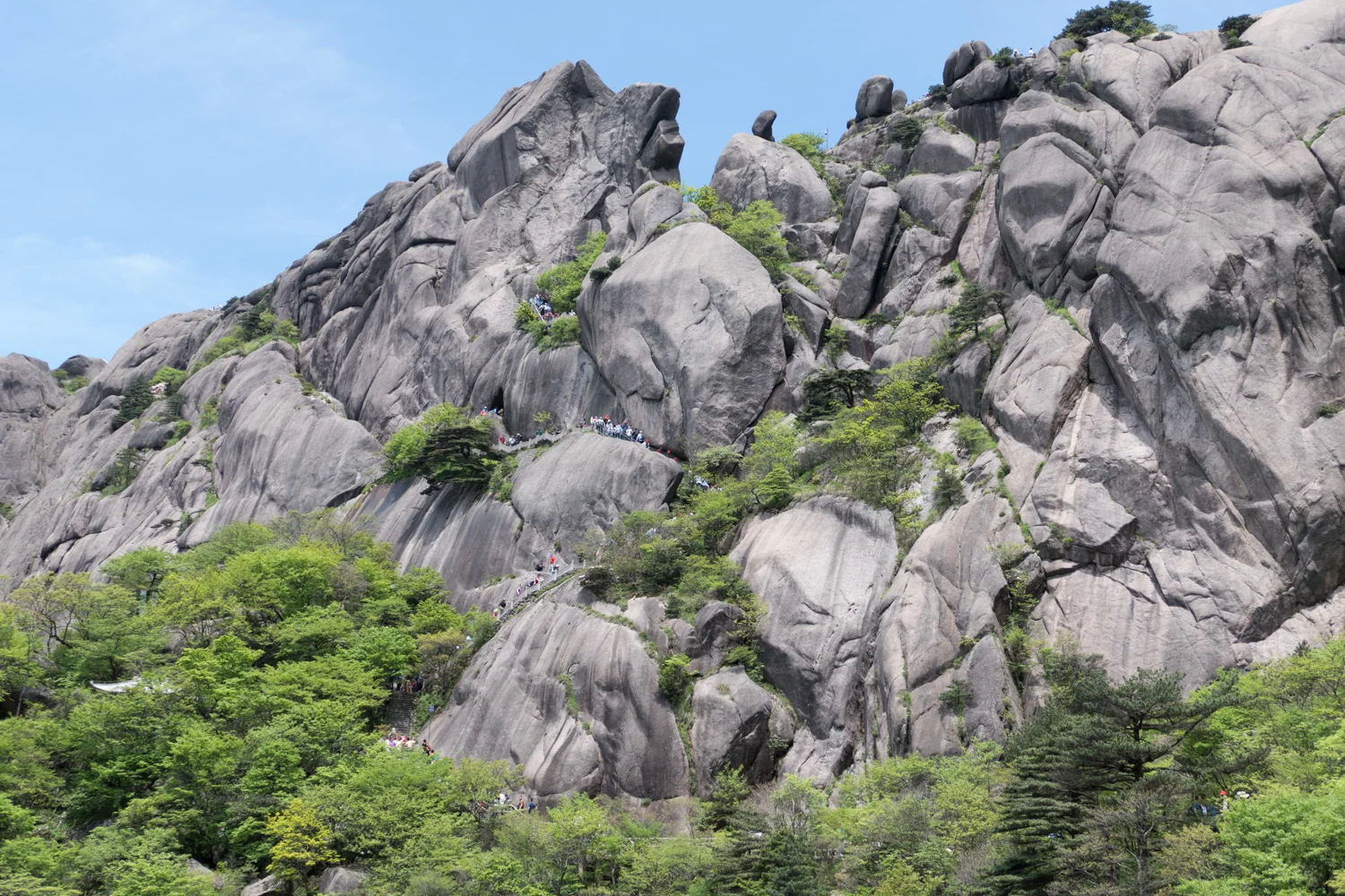 Crowds climbing the mountain