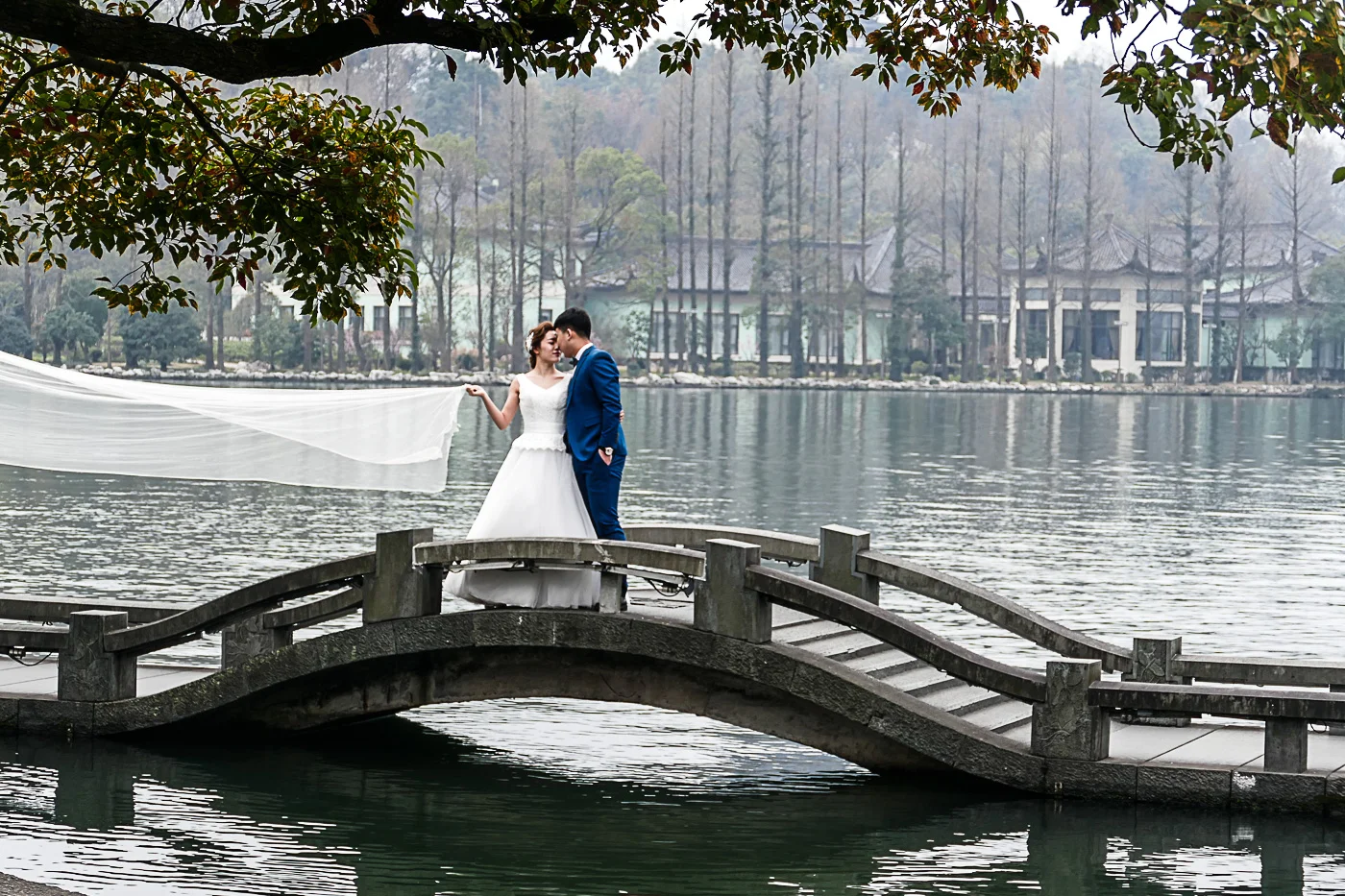 Hangzhou is a favorite spot for wedding photos