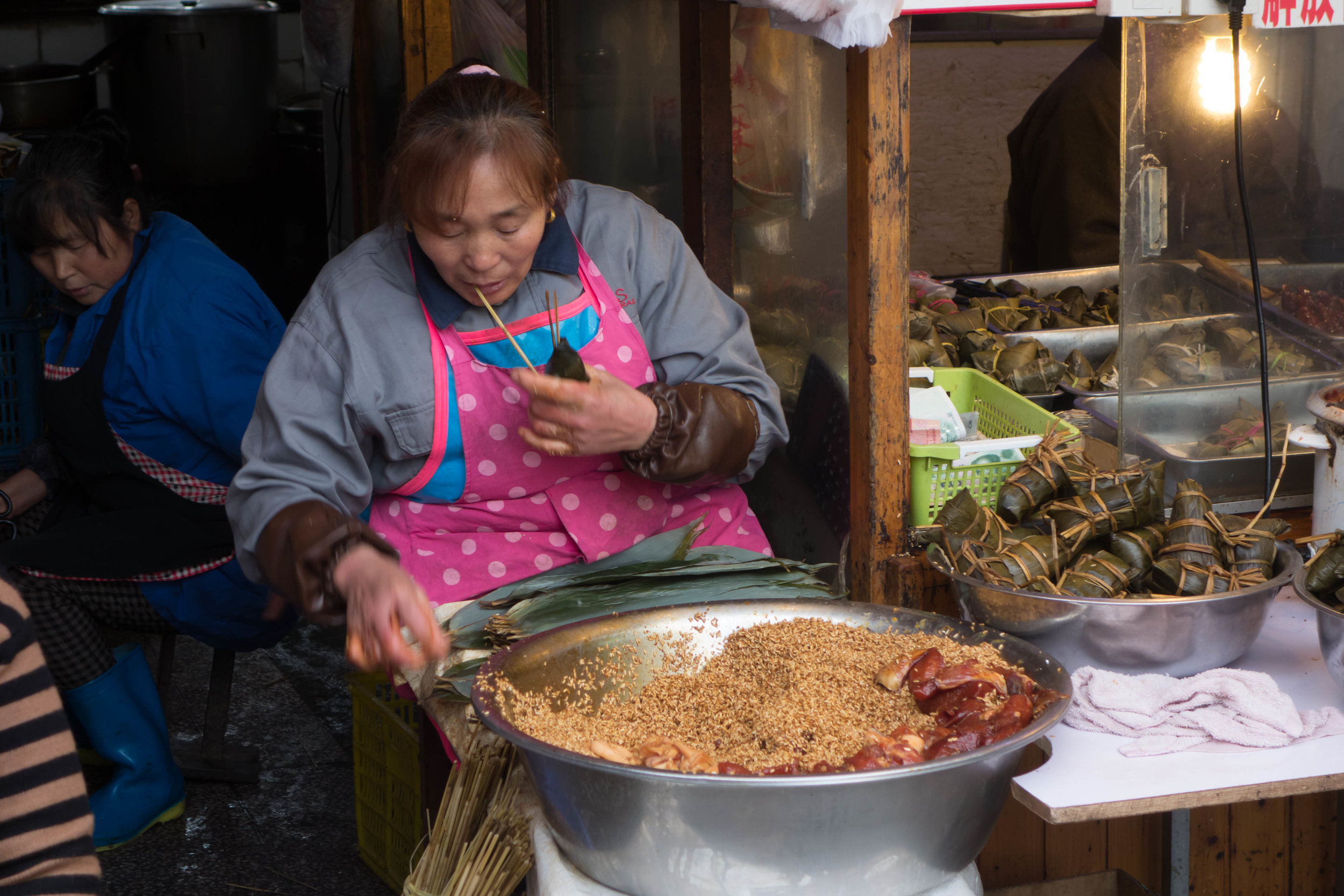 Making zong zi (粽子) on the fly