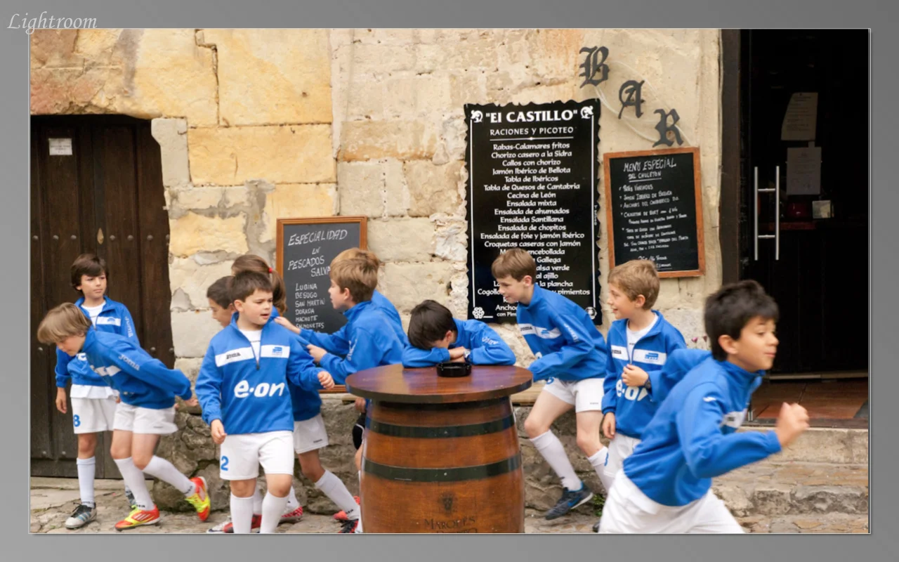 Hide and go seek - a game without borders