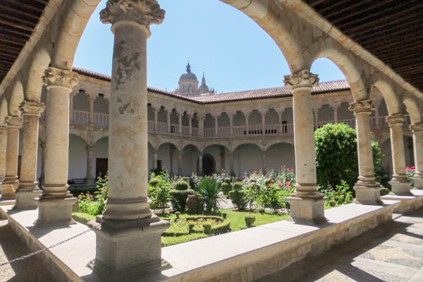 Courtyard of the Convento las Duenas, a Domincan convent, in Salamanca