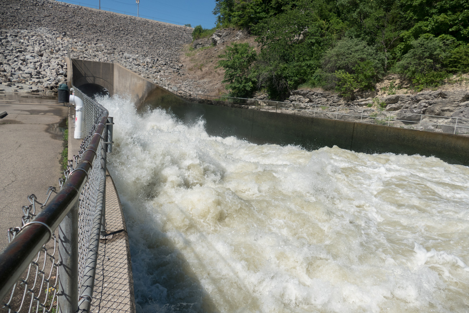 With the high water levels the torrent of water in the spillway to the dam was very impressive. One can just imagine what it was like to have enough water to overflow the top of the dam.