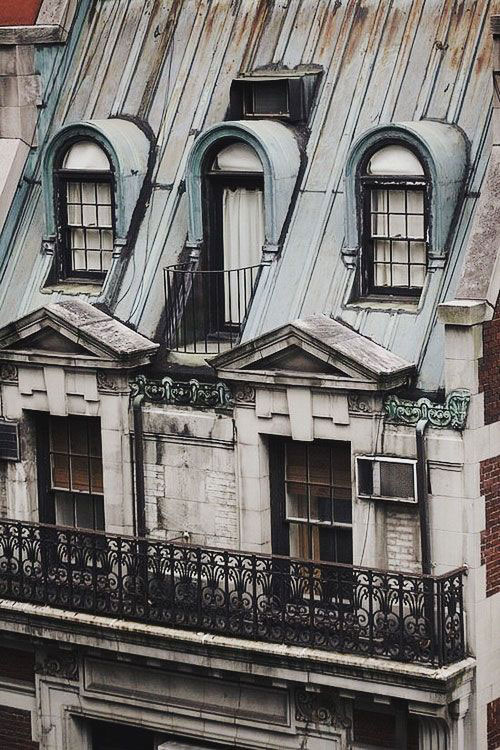 Travel-Inspiration-__-Wanderlust-_-Slideshow-_-Around-the-World-in-32-Images--a-compilation-of-beautiful-places-from-around-the-world,-from-Italy-to-Iceland.jpg