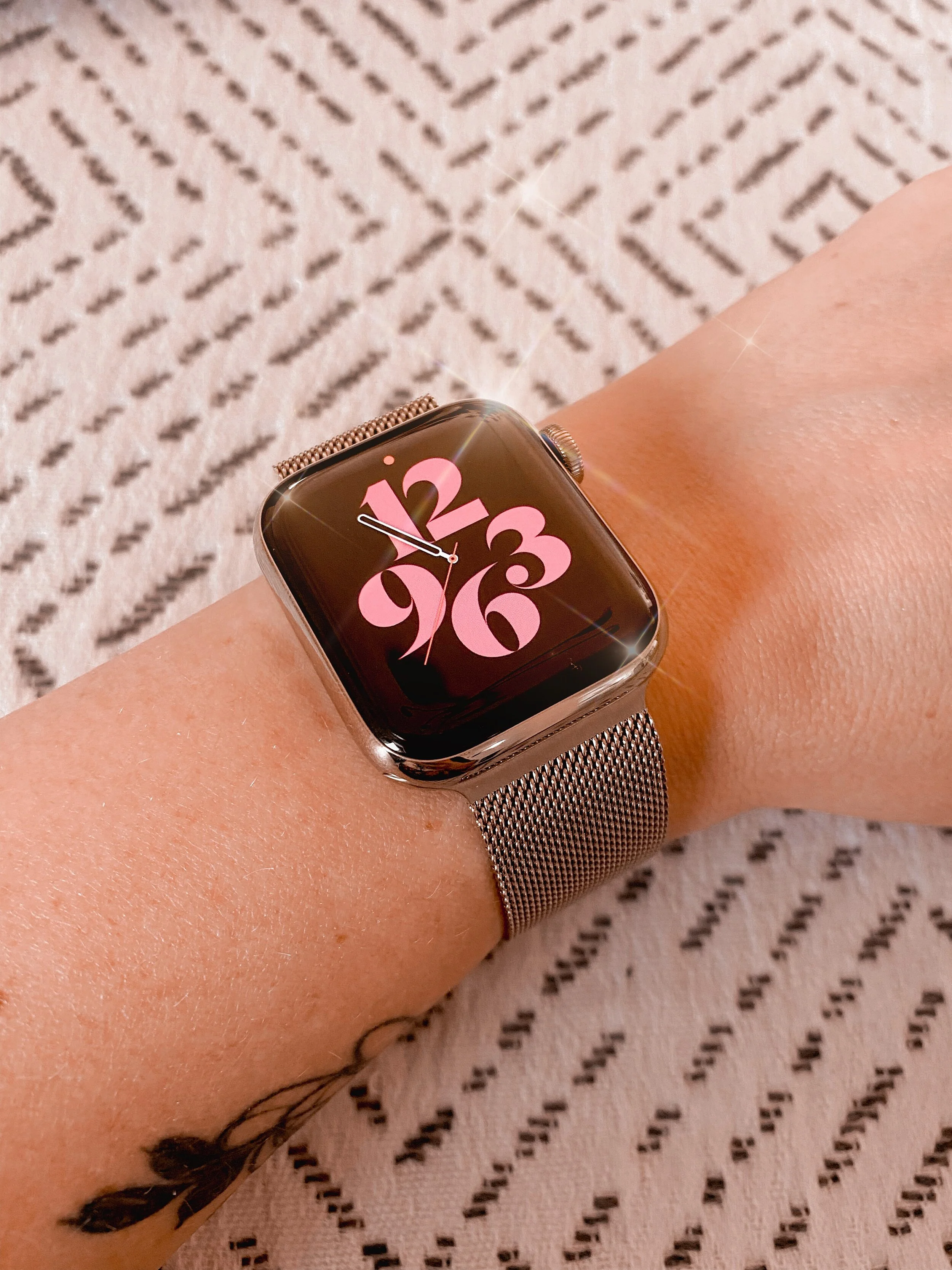 Apple Watch 6: What's New &amp; Is It Worth It?