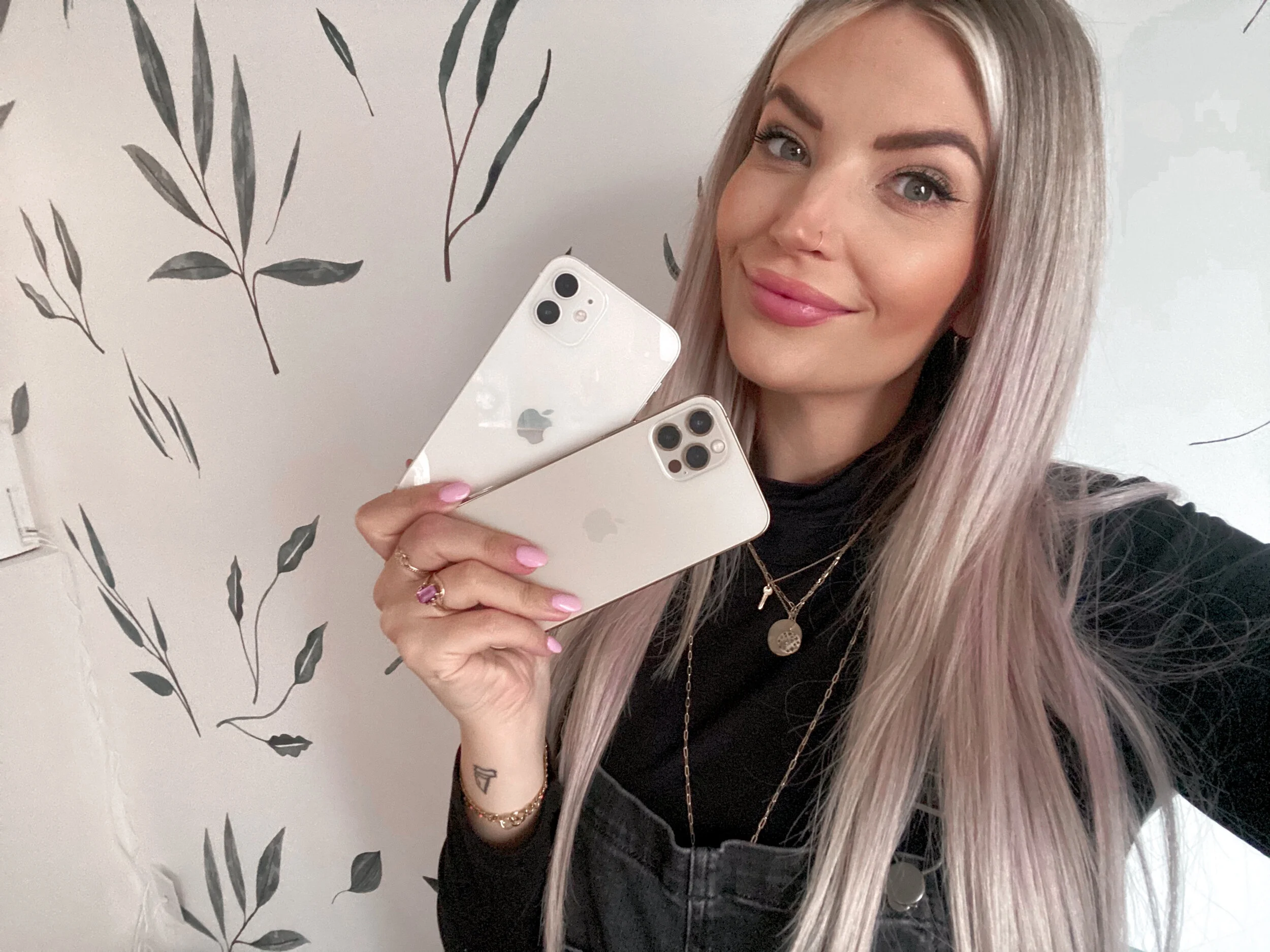 What One Is For You: iPhone 12 OR 12 Pro? (Review) 