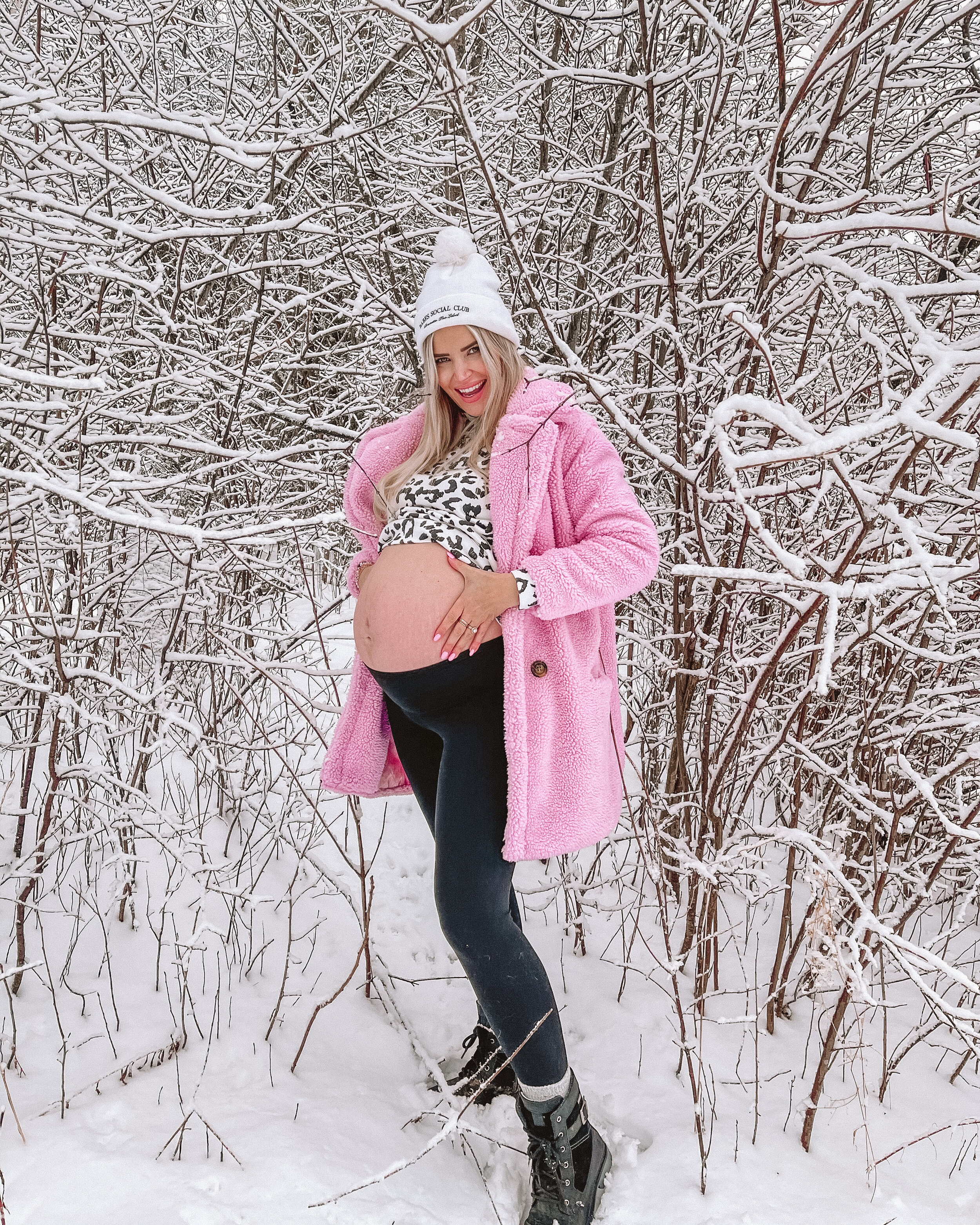 The BEST Pregnancy Leggings: Top 5 (Not All Maternity!)