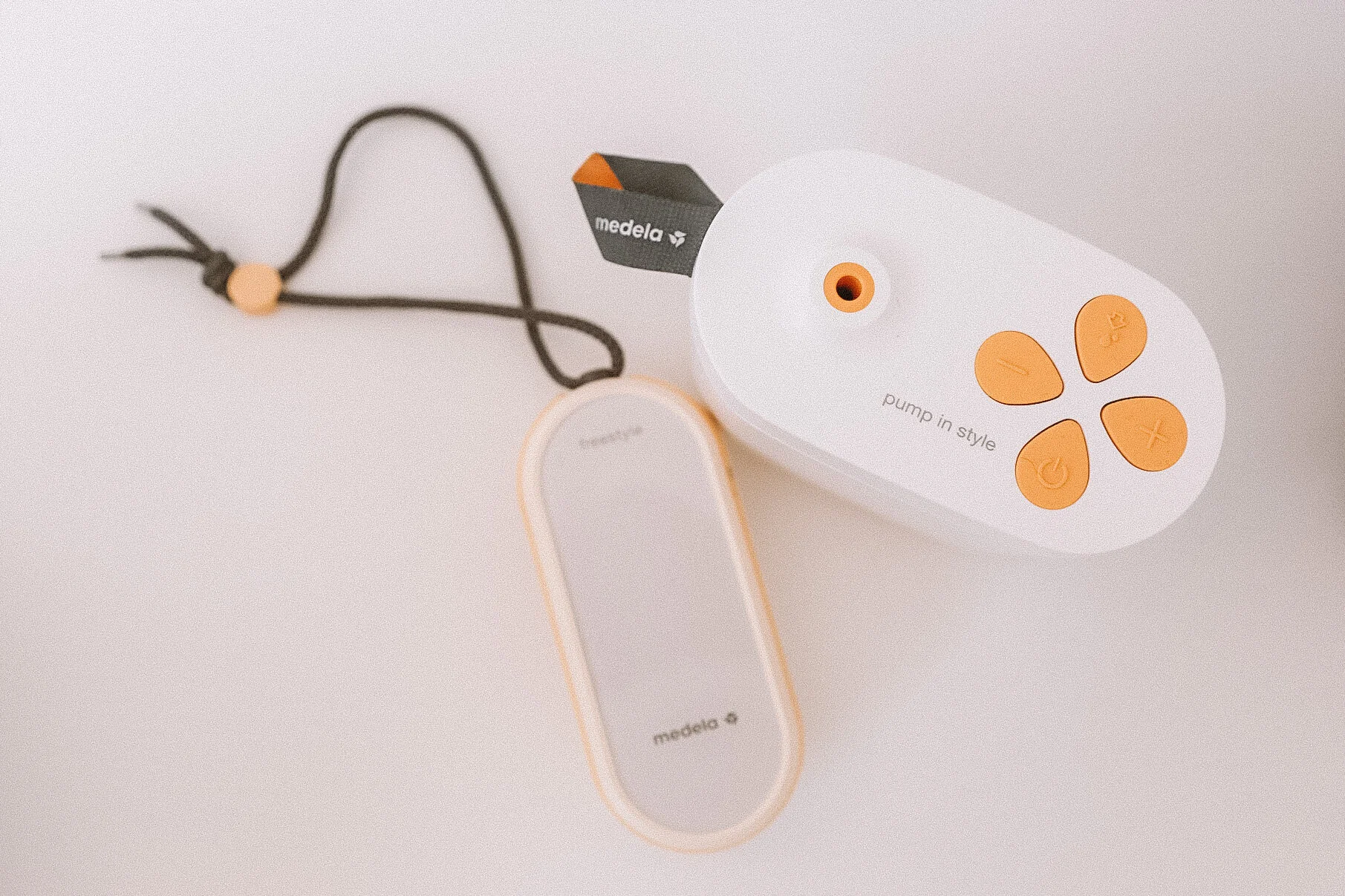 Medela Freestyle Flex vs Pump In Style MaxFlow Breastpumps : Which One Is Right For You?