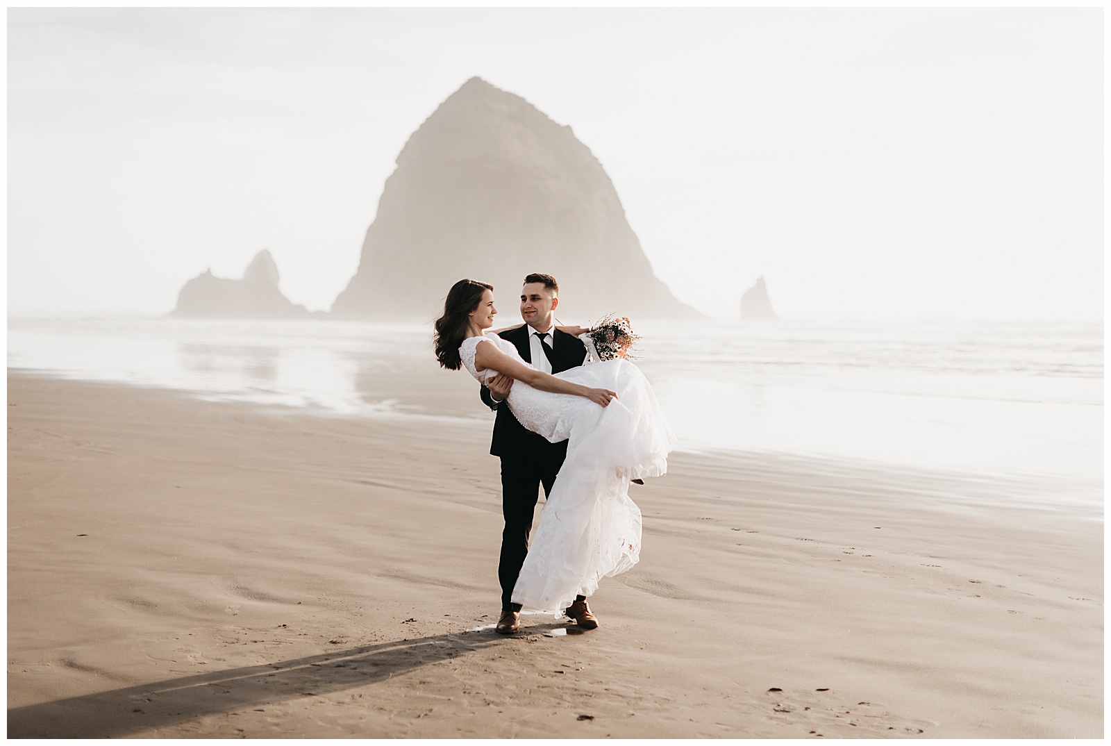 Ecola State Park Elopement Oregon Wedding Photographer Annie Zav Photography_0506.jpg