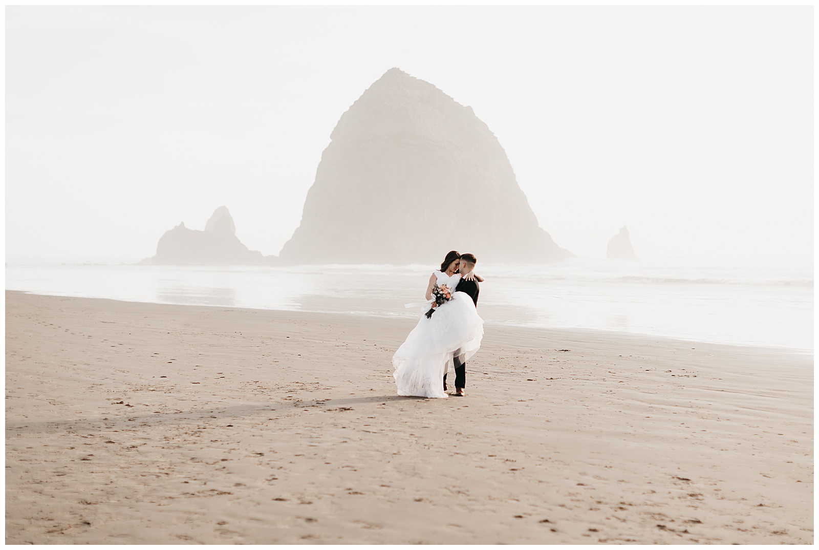 Ecola State Park Elopement Oregon Wedding Photographer Annie Zav Photography_0512.jpg